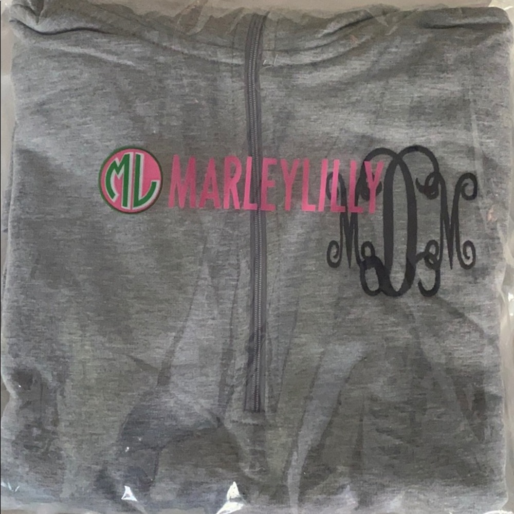 Monogrammed Pullover sweatshirt